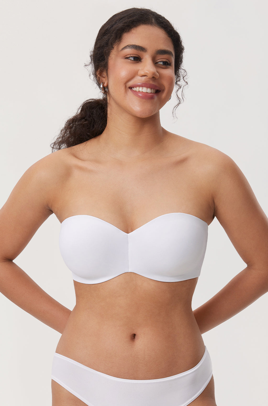 Underwire Strapless Minimizer Bra