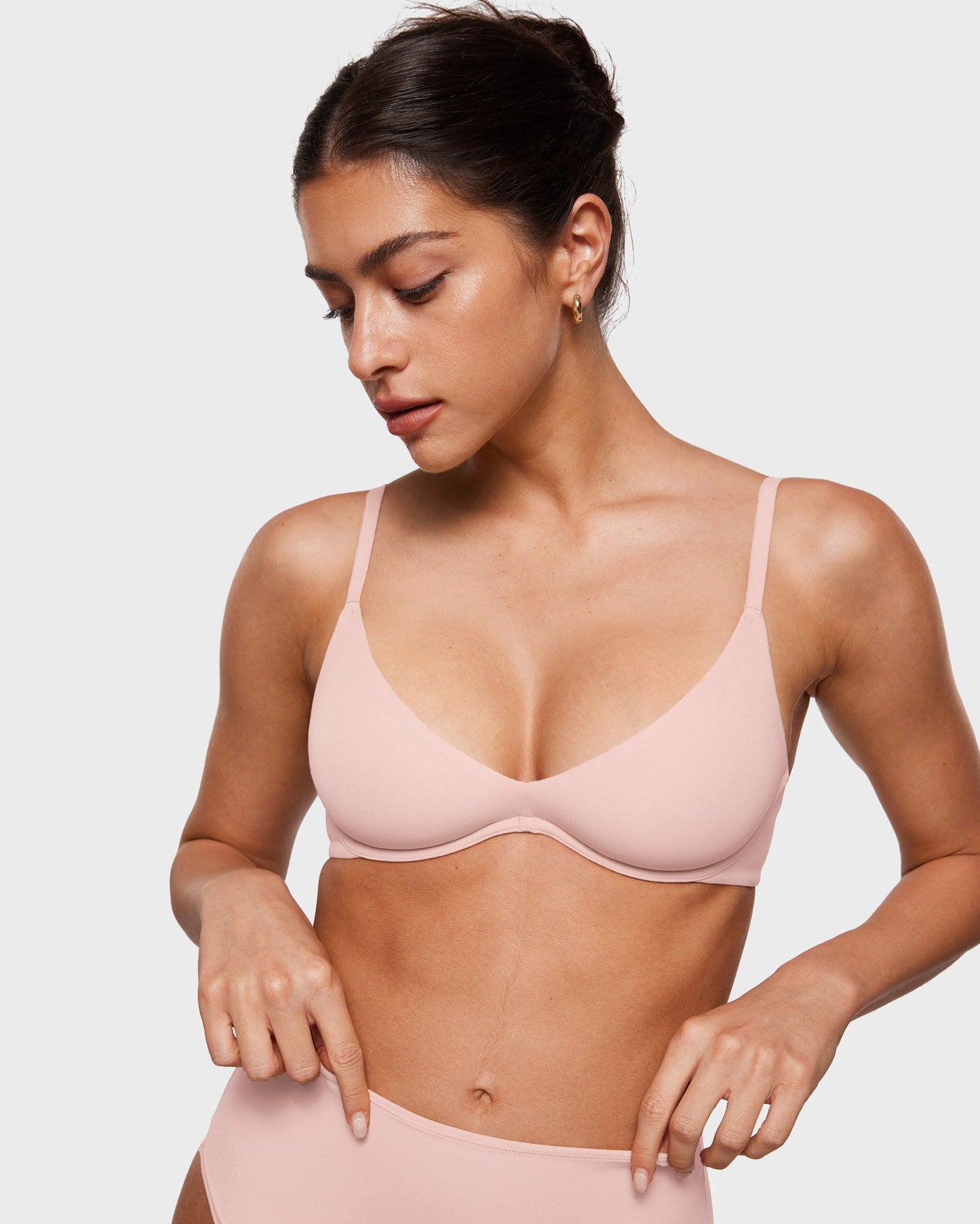 INLYRIC Women's Inbarely Plus Plunge Bra - Unlined Underwire Sexy Demi Balconette Bras