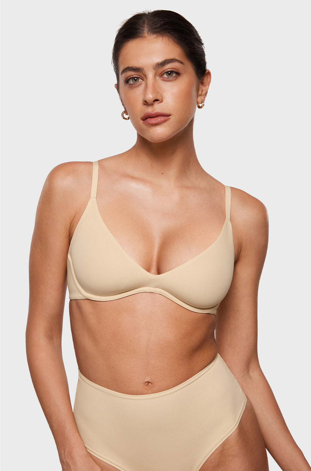 INLYRIC Women's Inbarely Plus Plunge Bra - Unlined Underwire Sexy Demi Balconette Bras