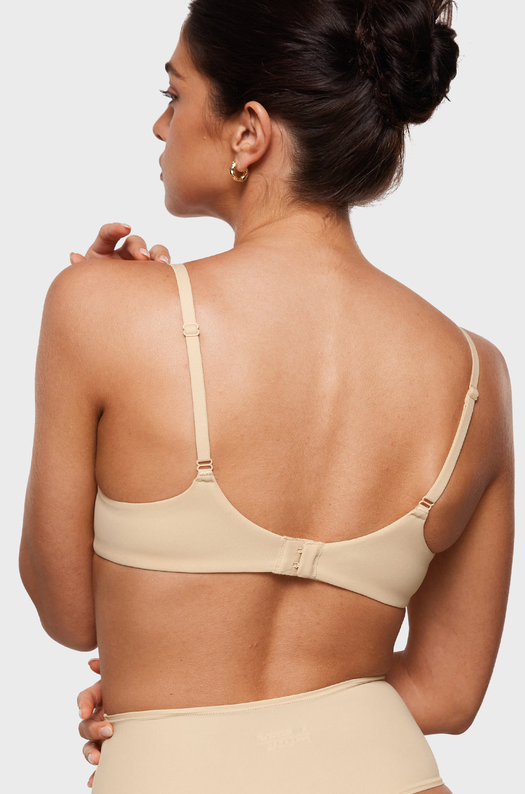 INLYRIC Women's Inbarely Plus Plunge Bra - Unlined Underwire Sexy Demi Balconette Bras