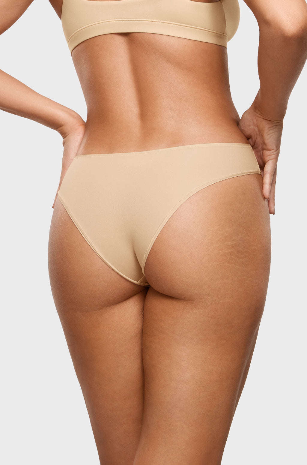 Smooth High Cut Cheeky Briefs 3 Pack
