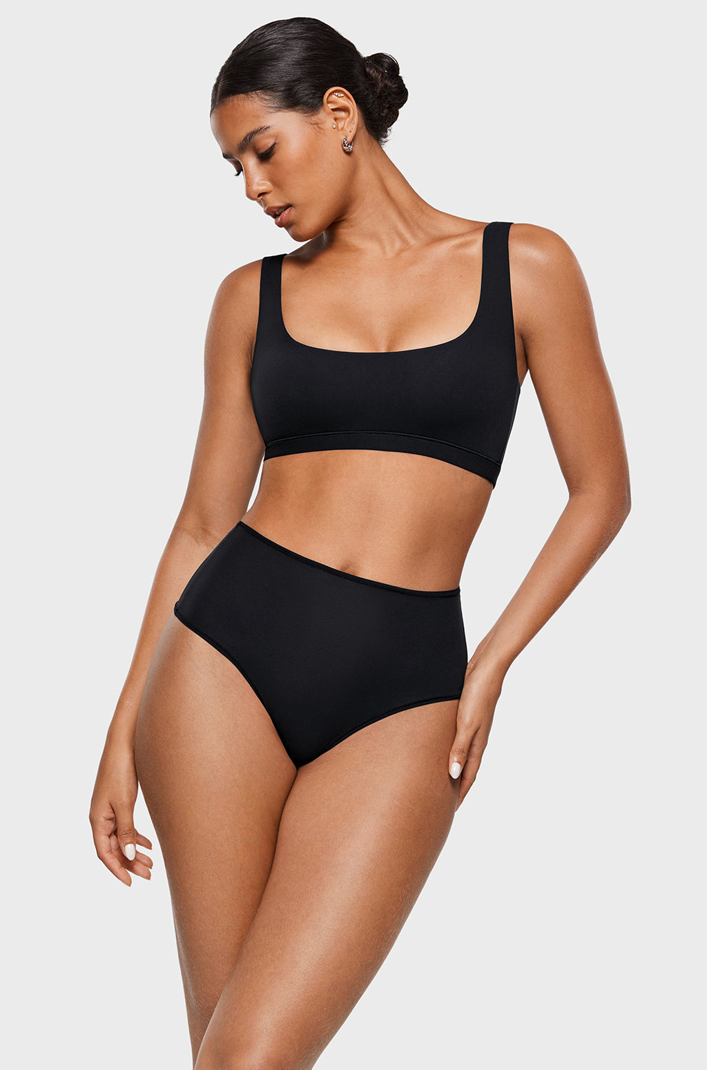 Seamless High Rise Thongs 3 Pack
